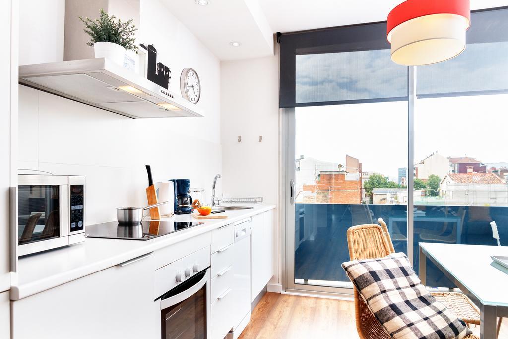 Feelathome Poblenou Beach Apartments Barcelona Exterior photo