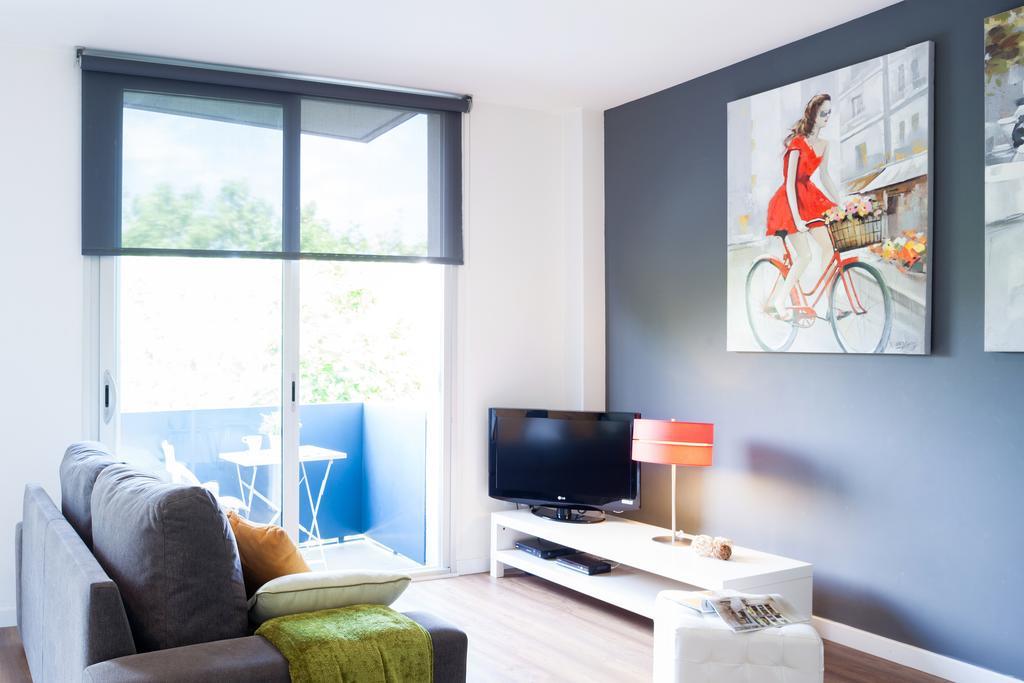 Feelathome Poblenou Beach Apartments Barcelona Room photo