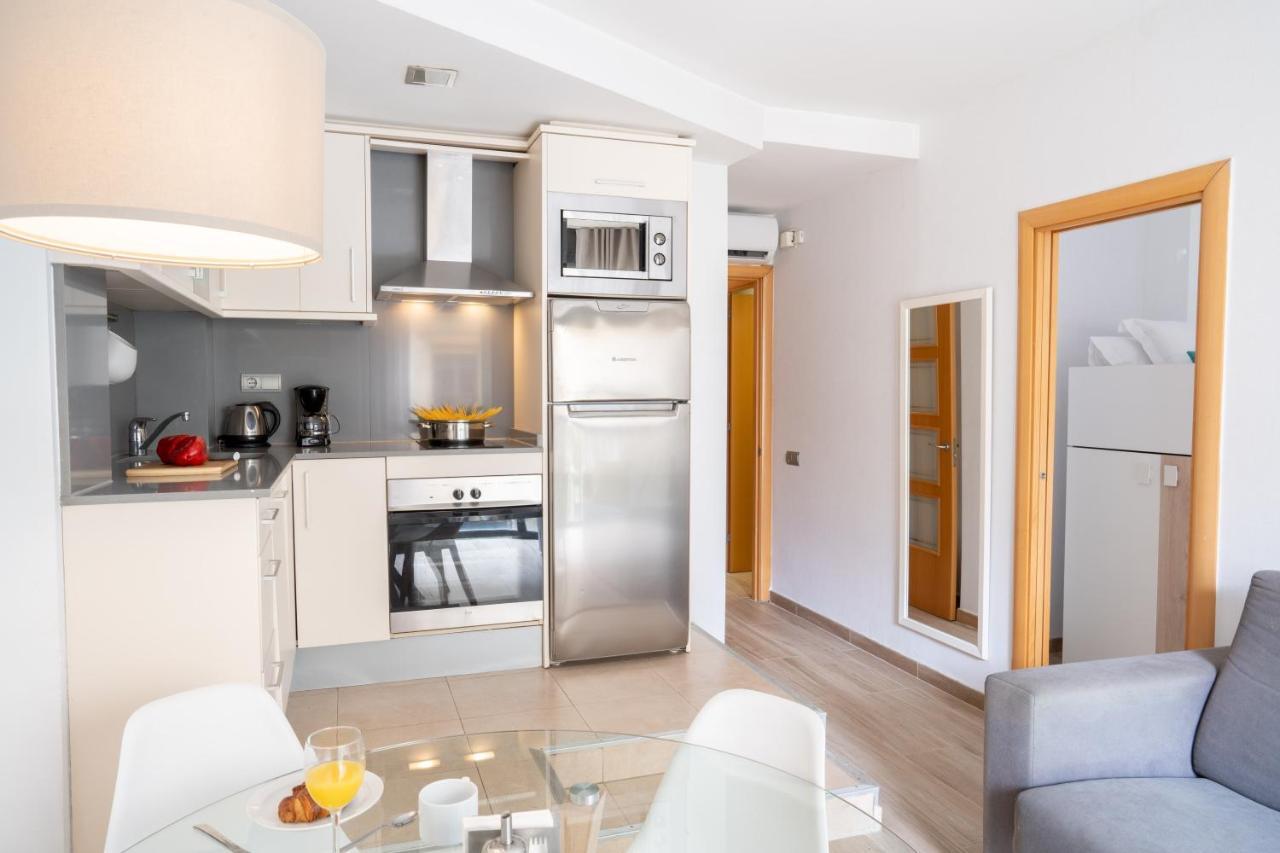 Feelathome Poblenou Beach Apartments Barcelona Exterior photo