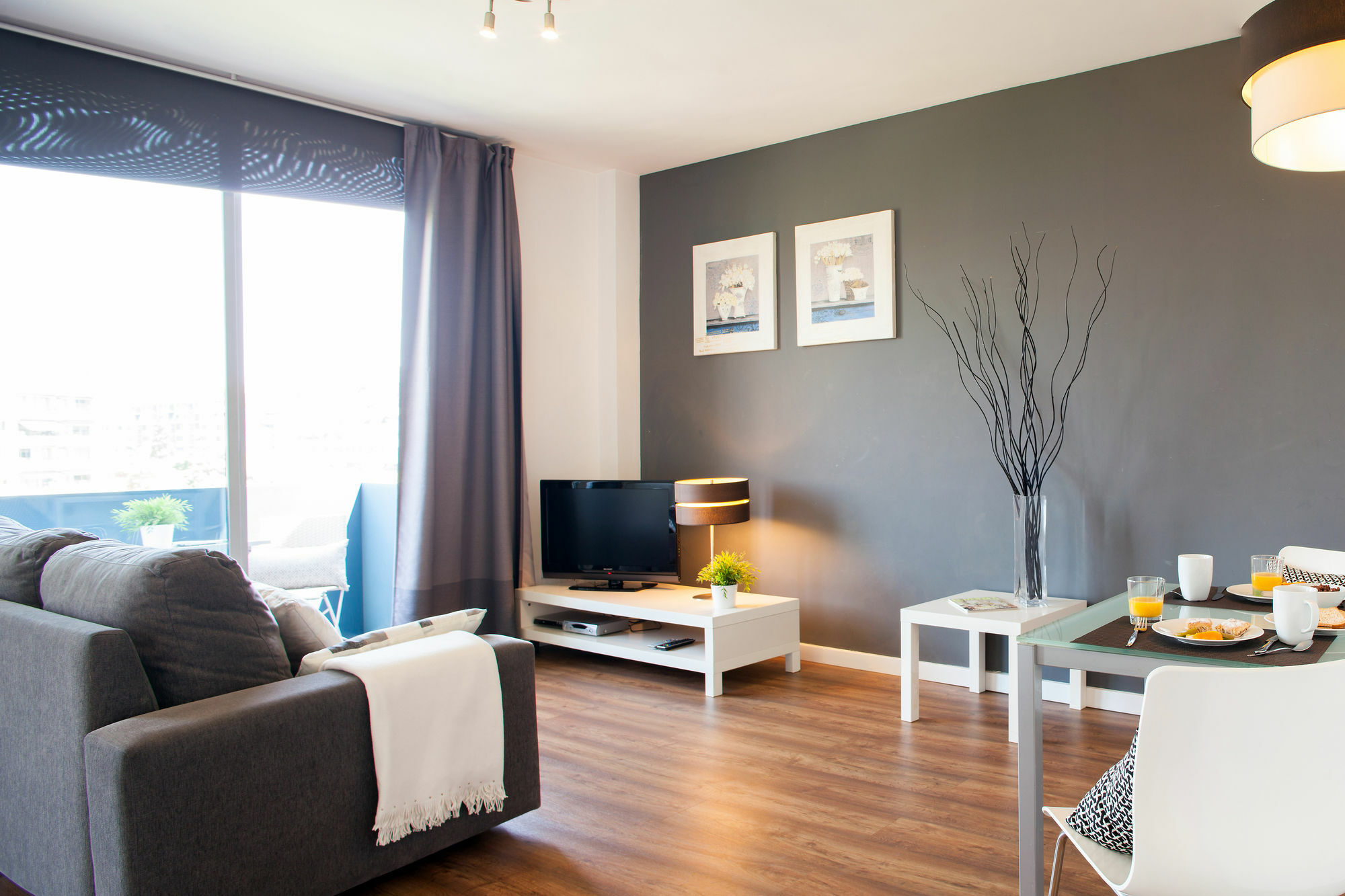 Feelathome Poblenou Beach Apartments Barcelona Exterior photo
